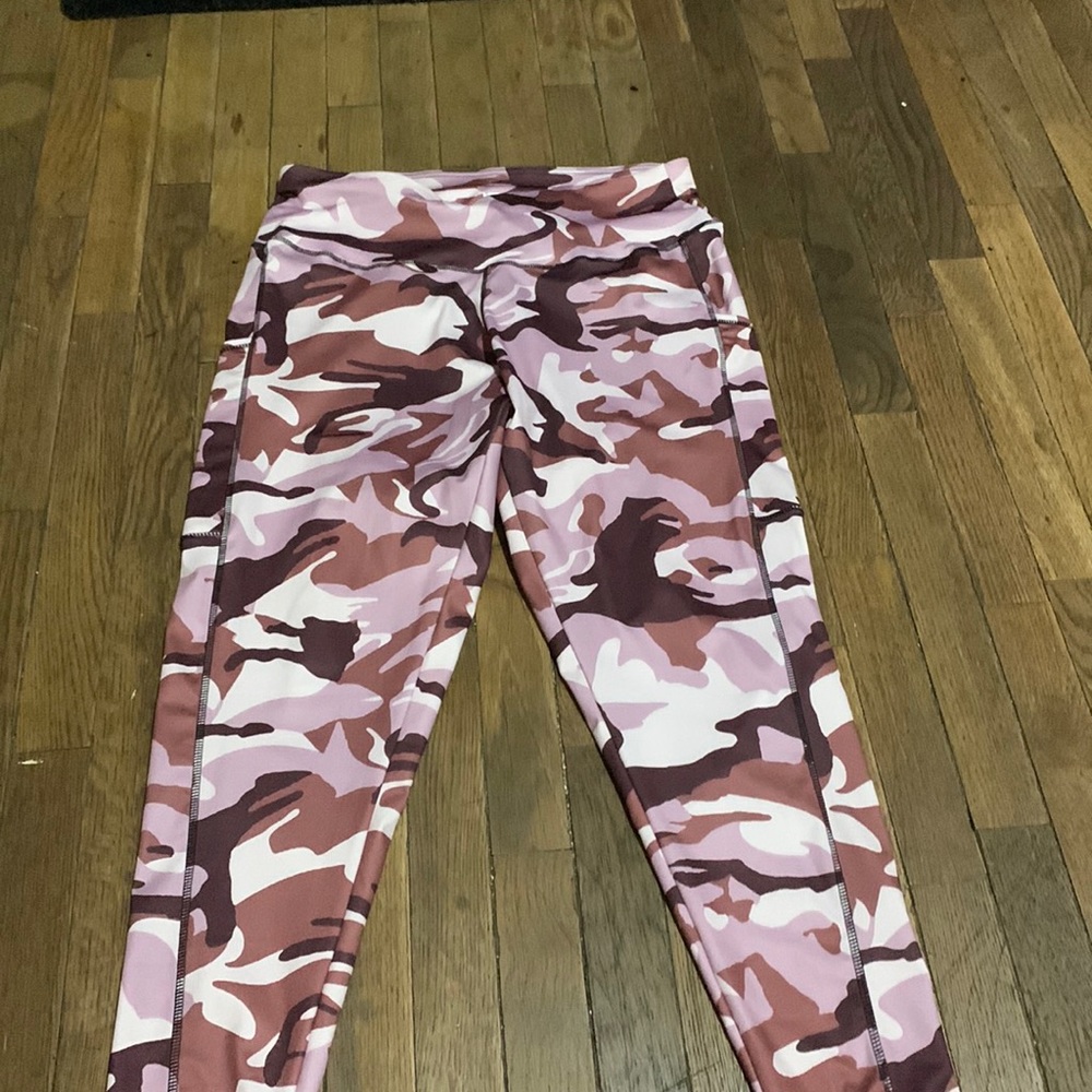 Purple camo active leggings womens size 2xL